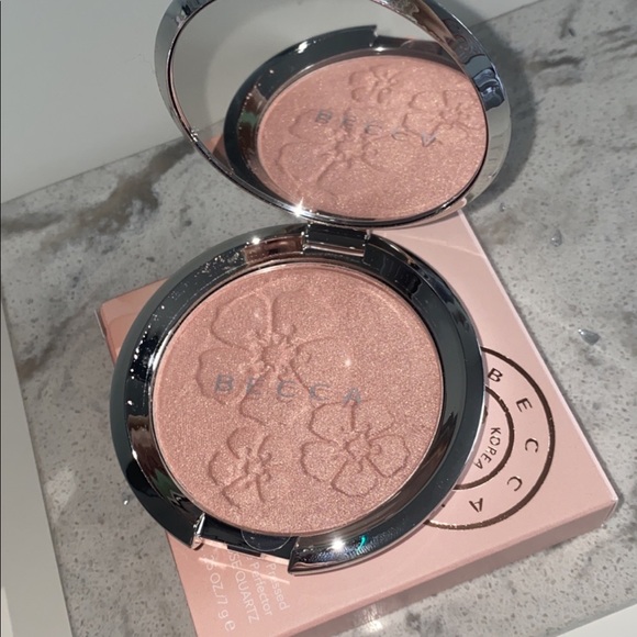 Becca highlighter - Picture 5 of 6